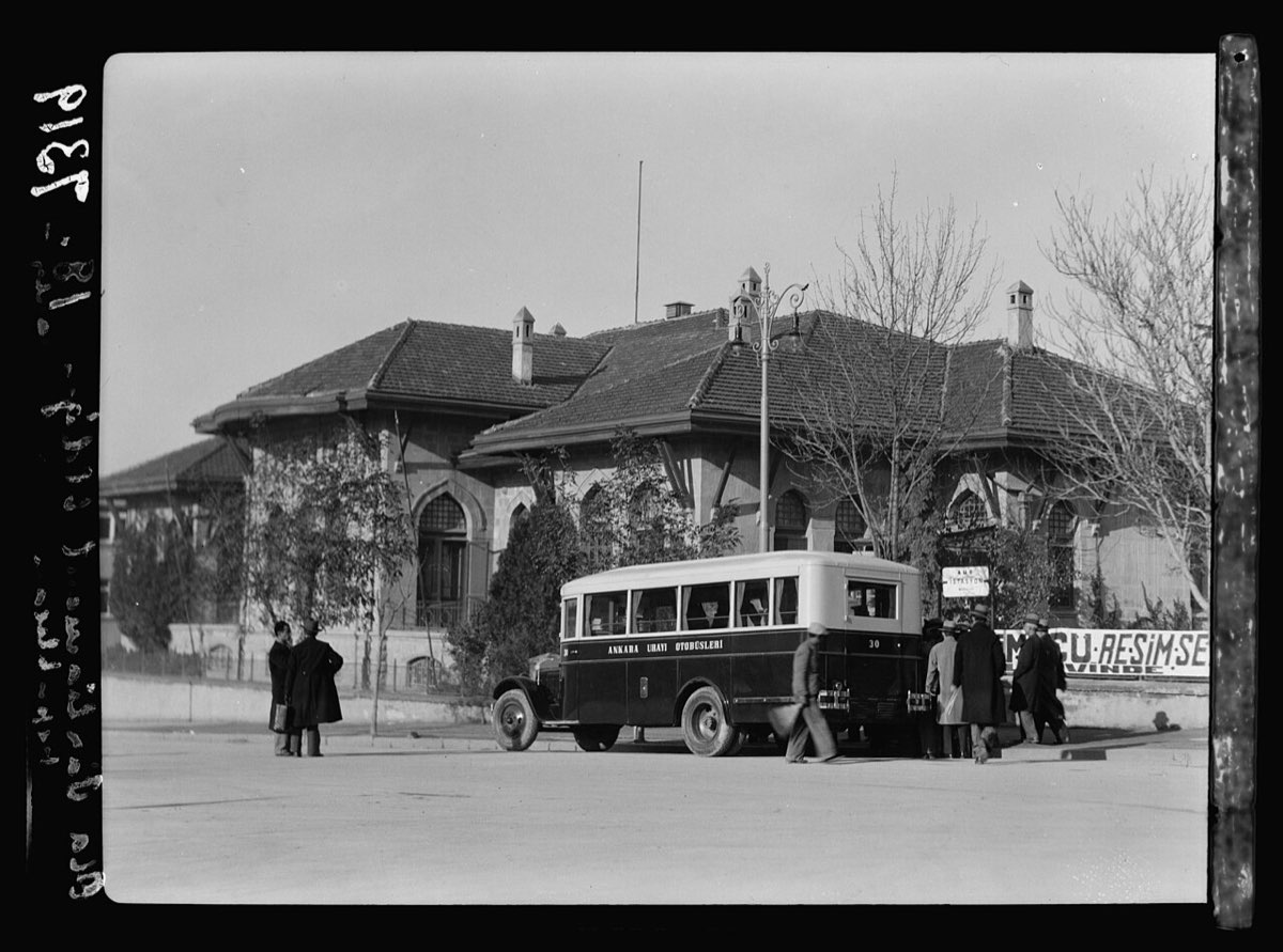 Büyük Millet Meclisi'nin Açılması (23 Nisan 1920)